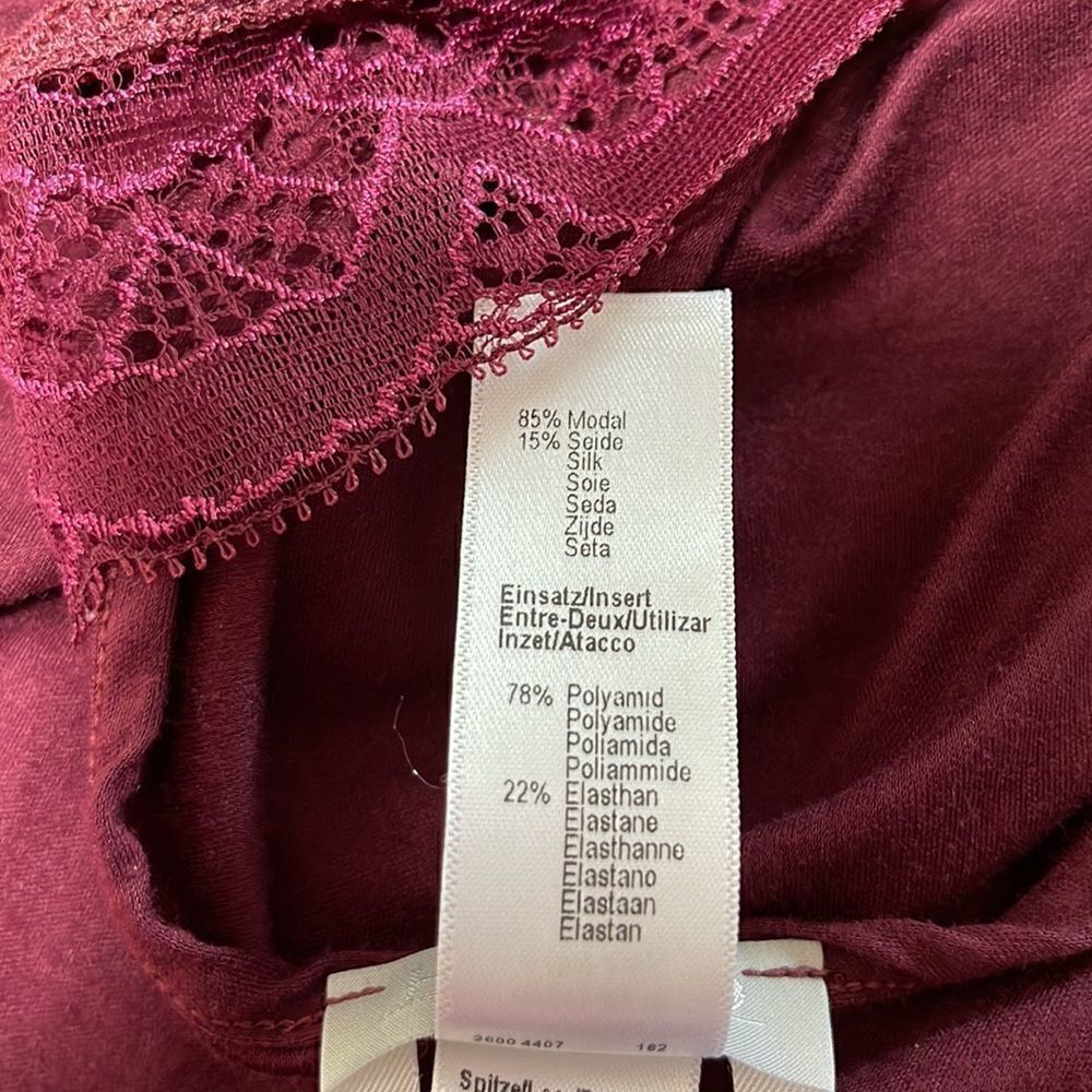 HANRO  LACE CHEMISE - Picture 6 of 6